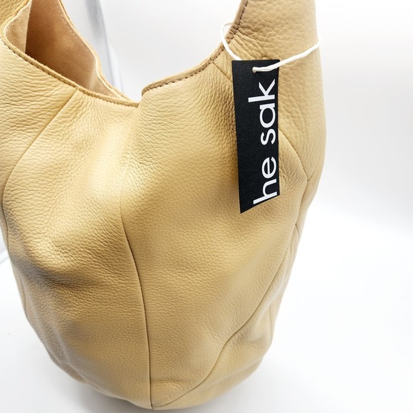 The Sak 120 Large Purse & Shoulder BagWith Back‎ Zipper Pocket and Magnetic Snap - Picture 2 of 10